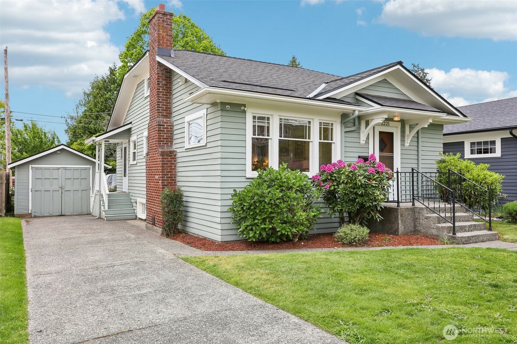 Property Photo: 2221 44th Avenue SW WA 98116