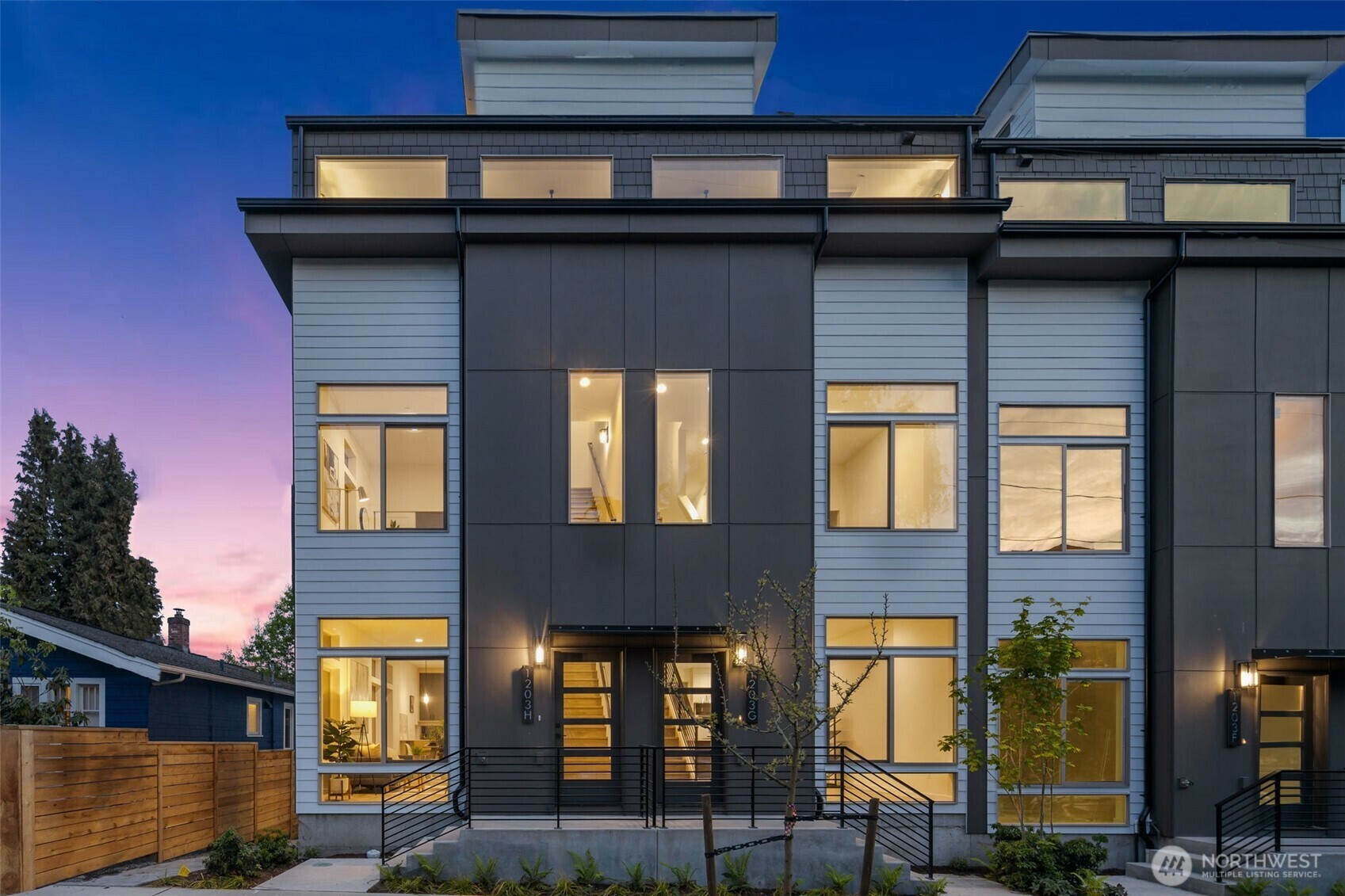 Property Photo: 4412 Midvale Avenue N WA 98103