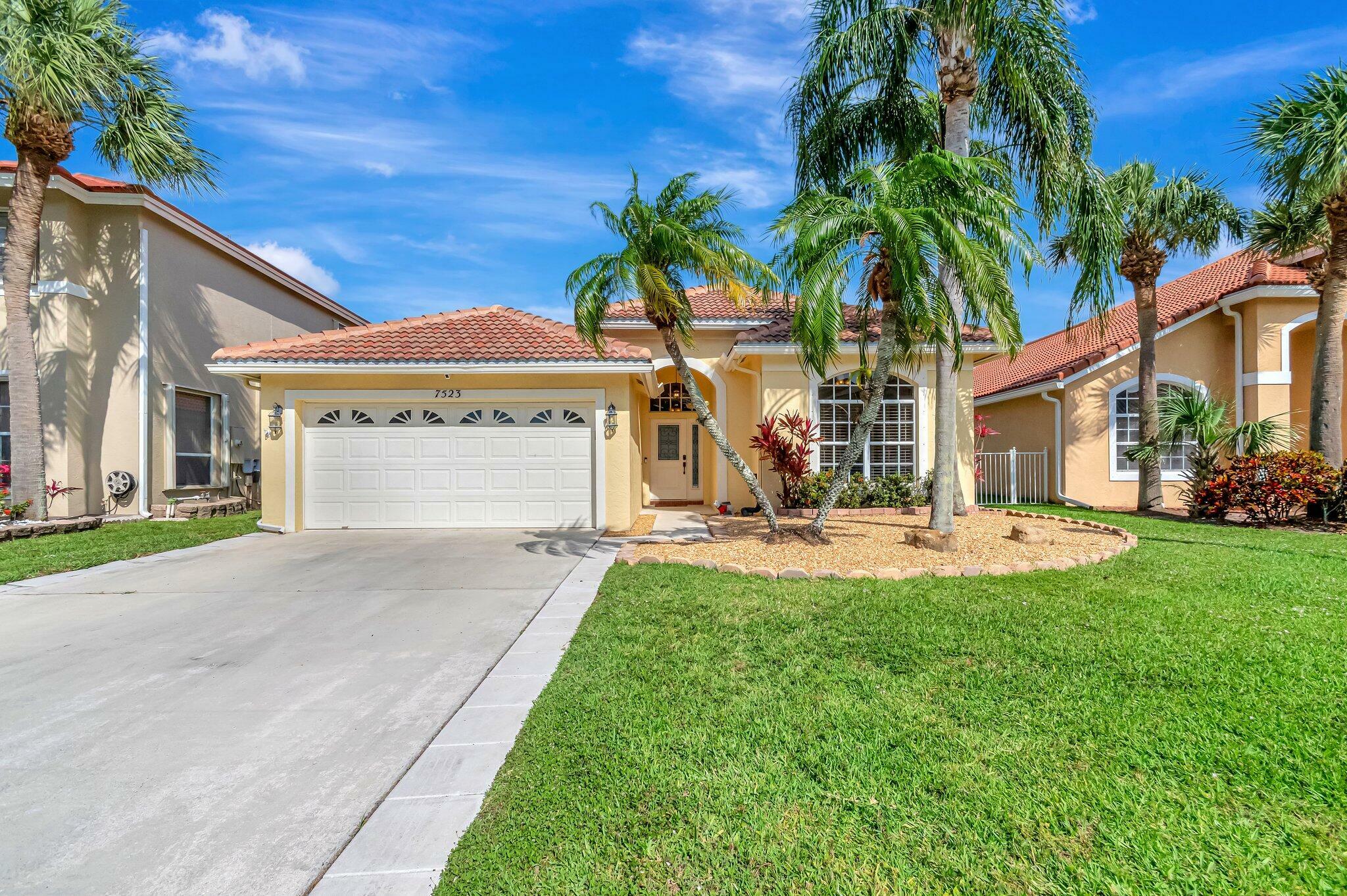Property Photo: 7523 Oakboro Drive FL 33467