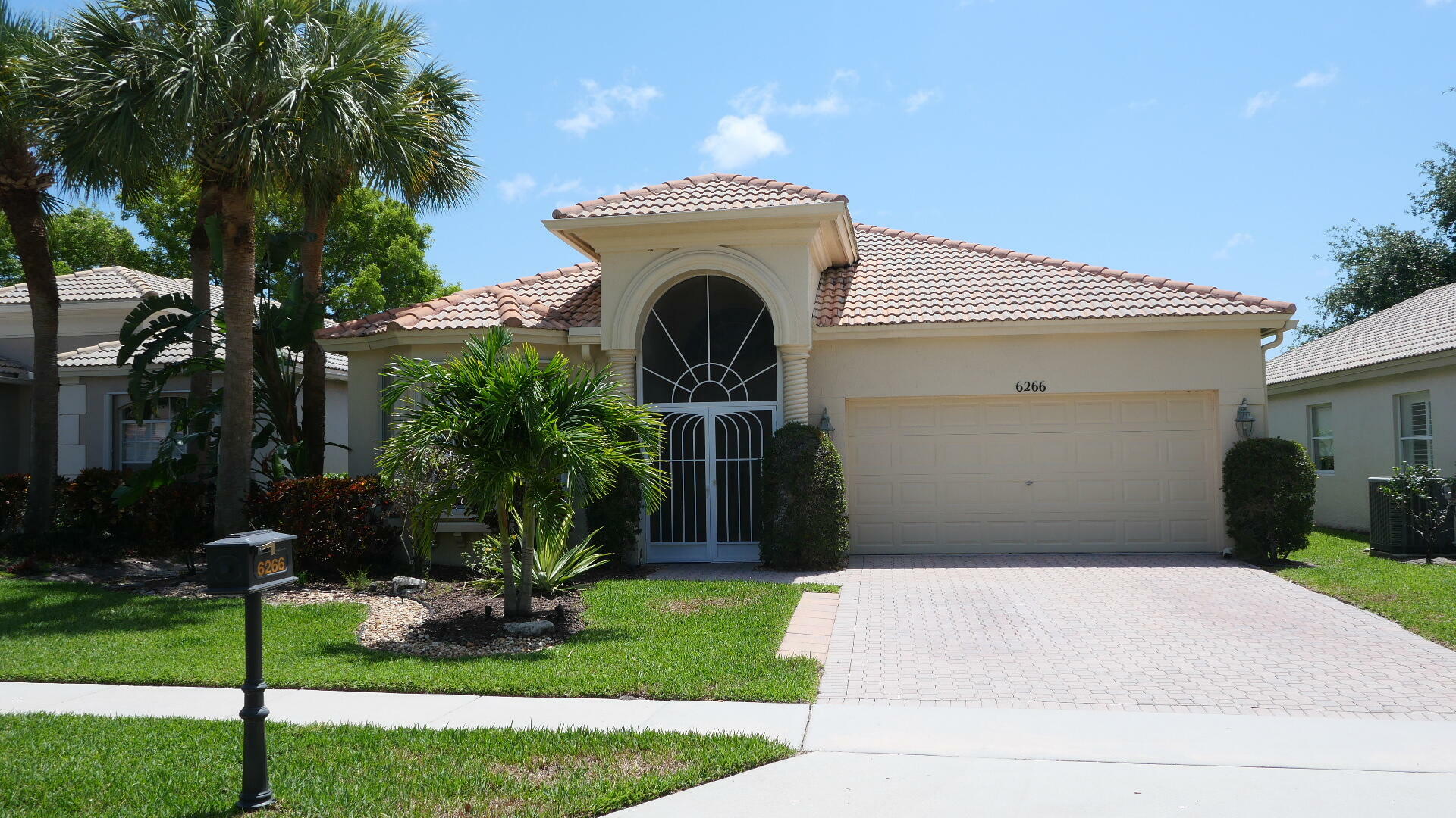 Property Photo: 6266 Coral Reef Terrace FL 33437
