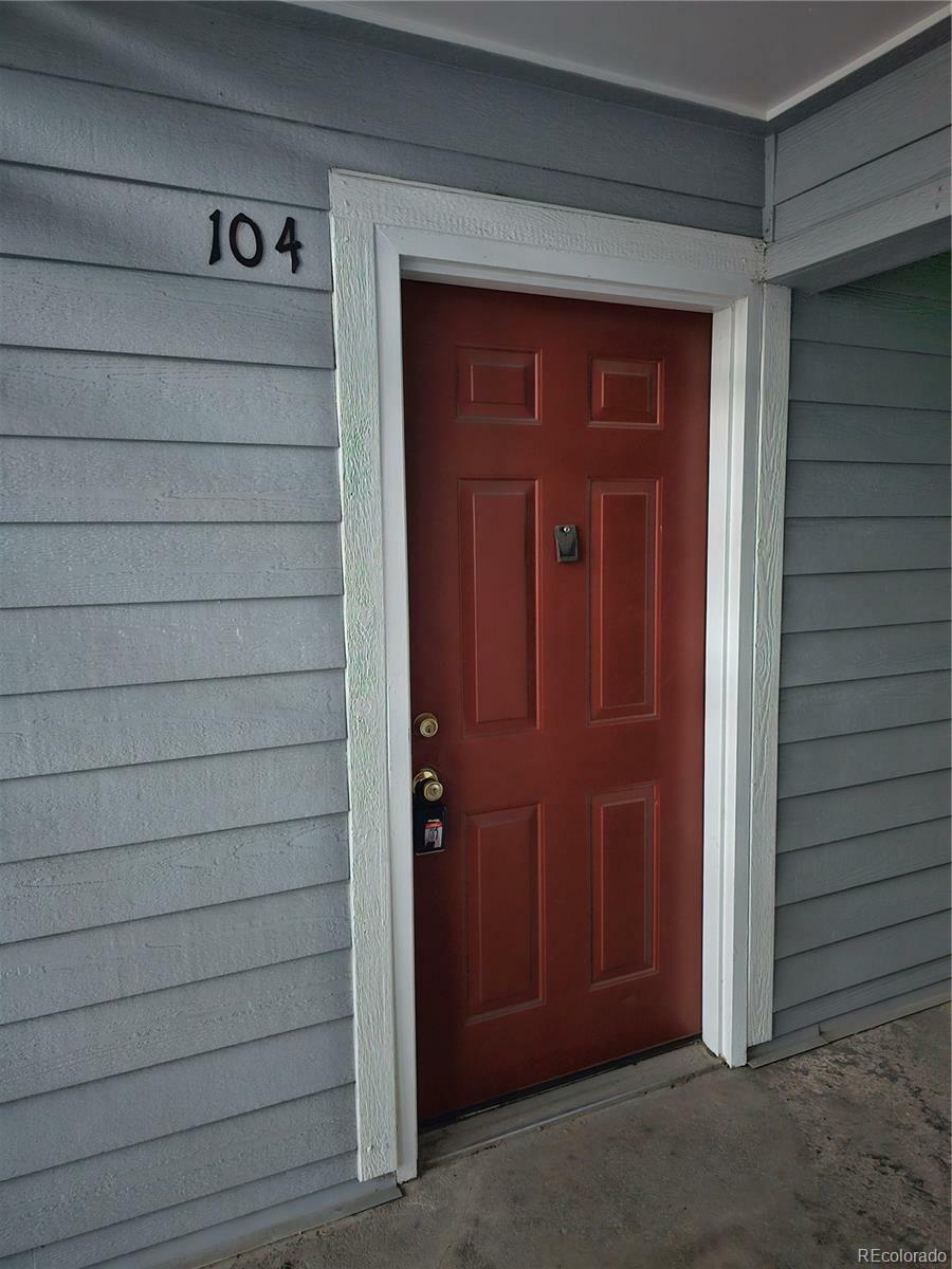 Property Photo: 7665 E Eastman Avenue 104A CO 80231