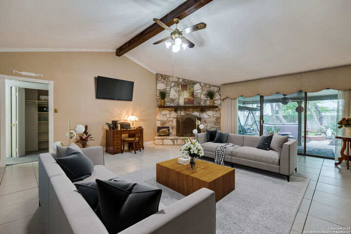 Property Photo:  2823 Bee Cave  TX 78231 