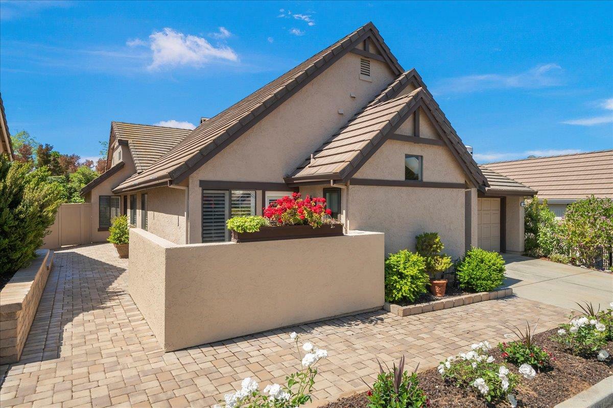 Property Photo: 7946 Caledonia Drive CA 95135