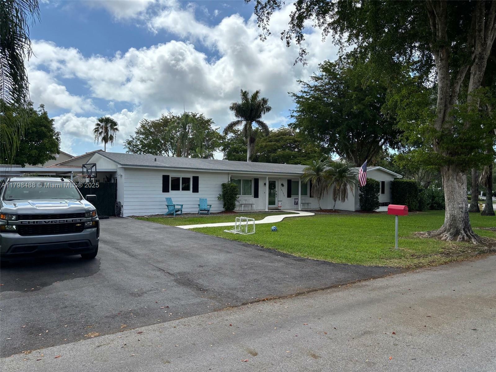 16195 SW 78th Ave  Palmetto Bay FL 33157 photo