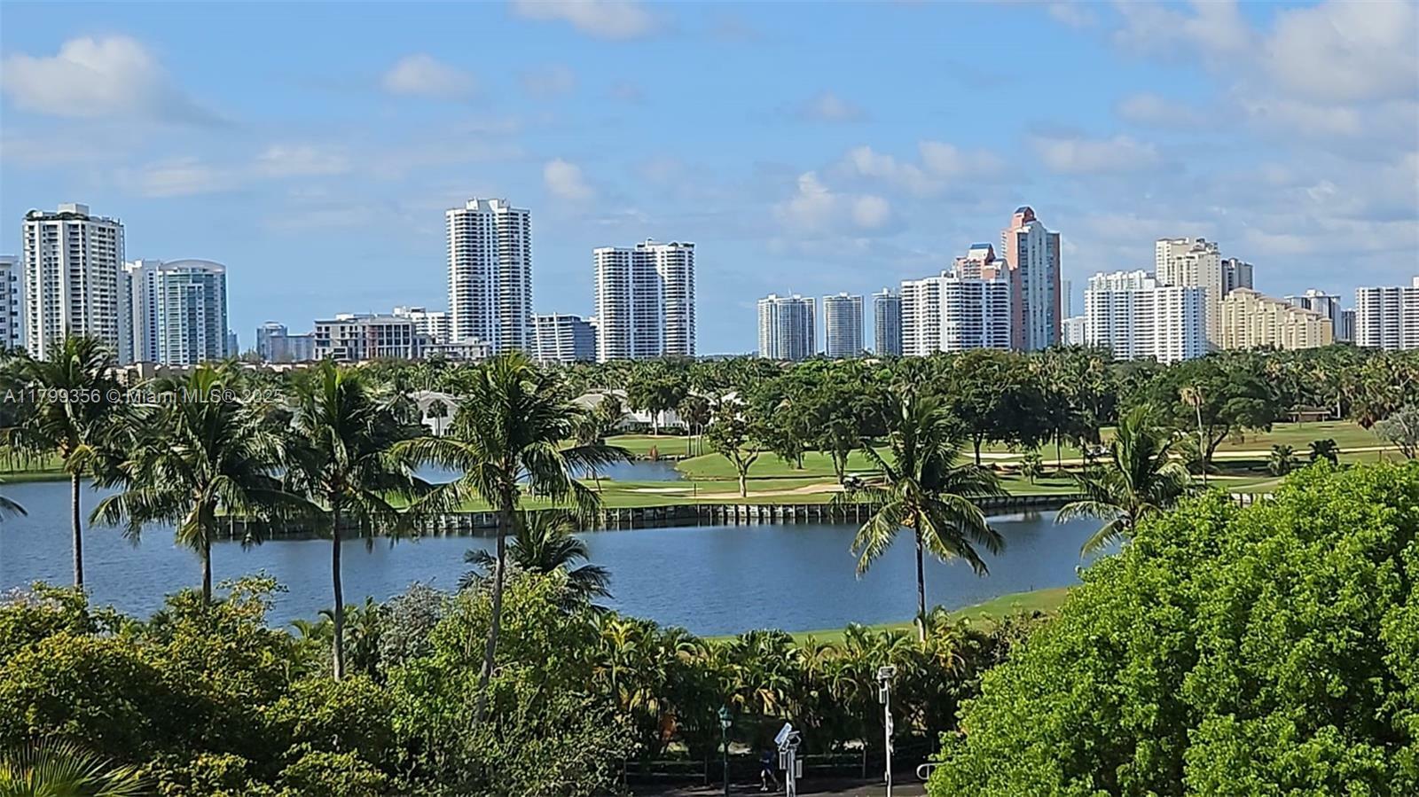 Property Photo: 3625 N Country Club Dr 609 FL 33180