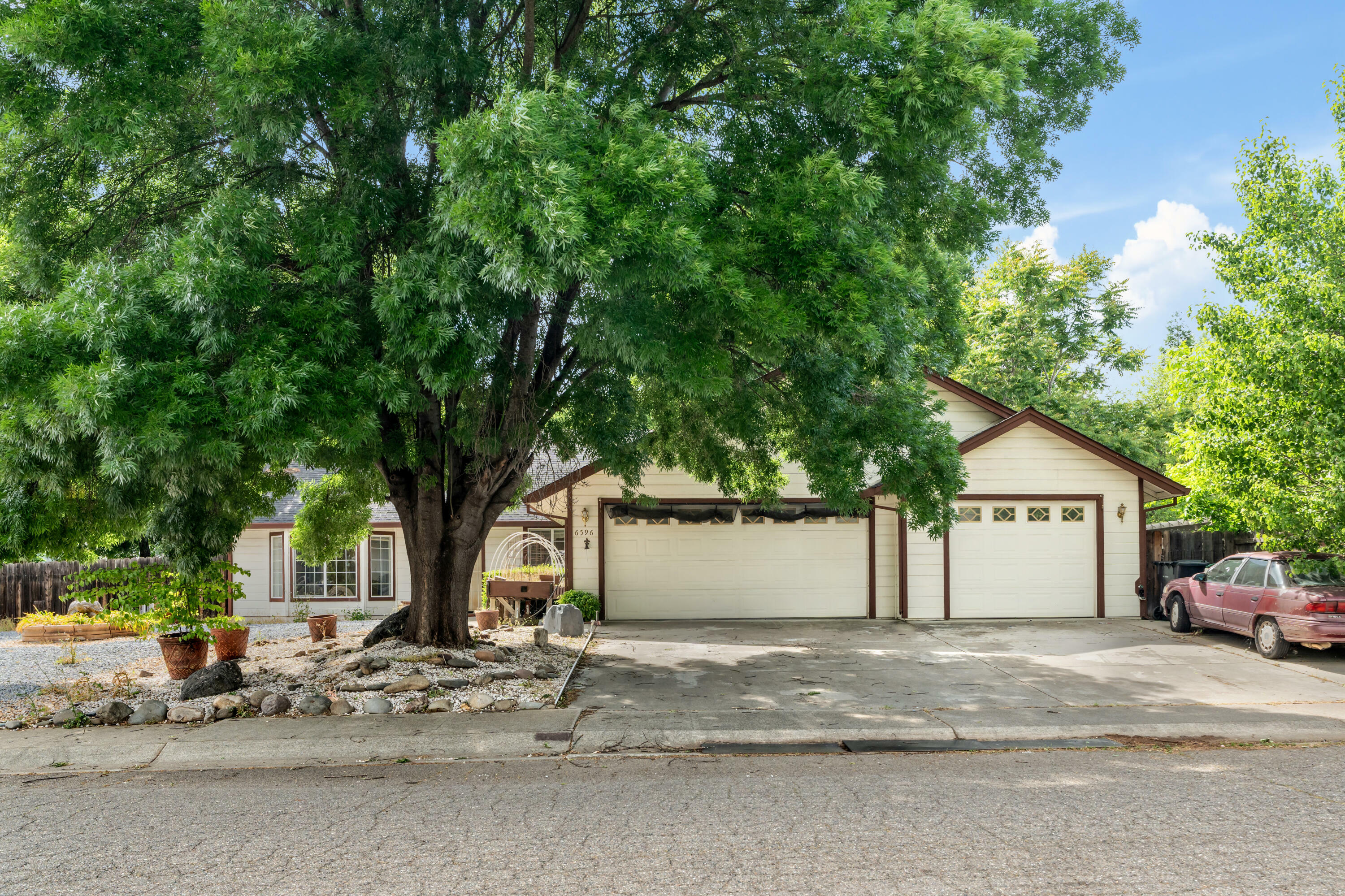 Property Photo: 6596 Reflection Street CA 96001