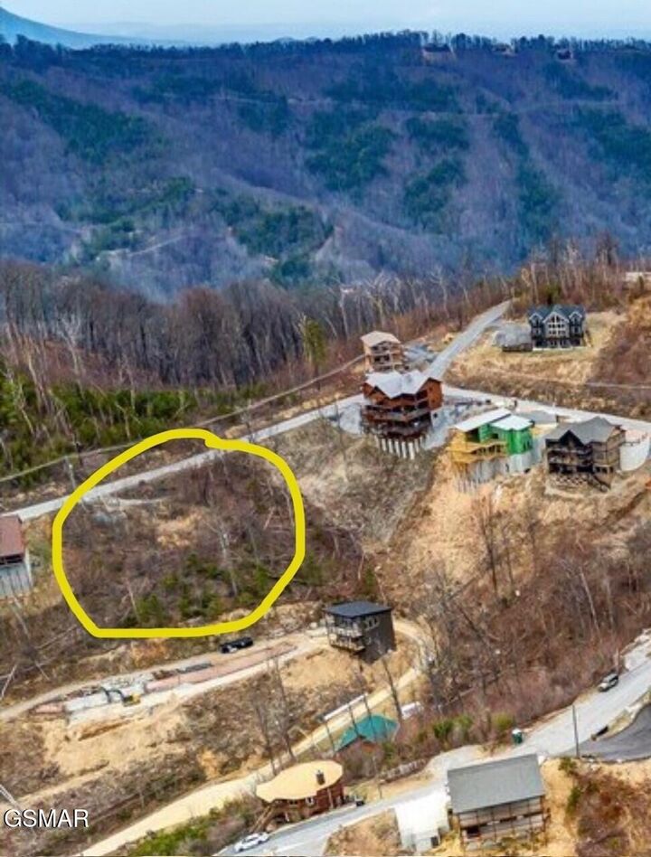 Property Photo: 907 Wiley Oakley Drive TN 37738