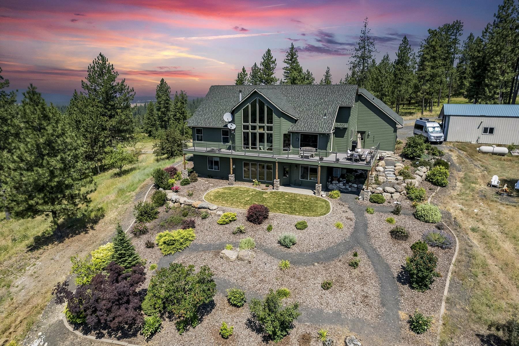 Property Photo: 12715 E Deer Creek Rd WA 99003