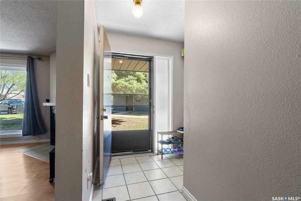 Property Photo: 425 115th Street E 716 SK S7N 2E5