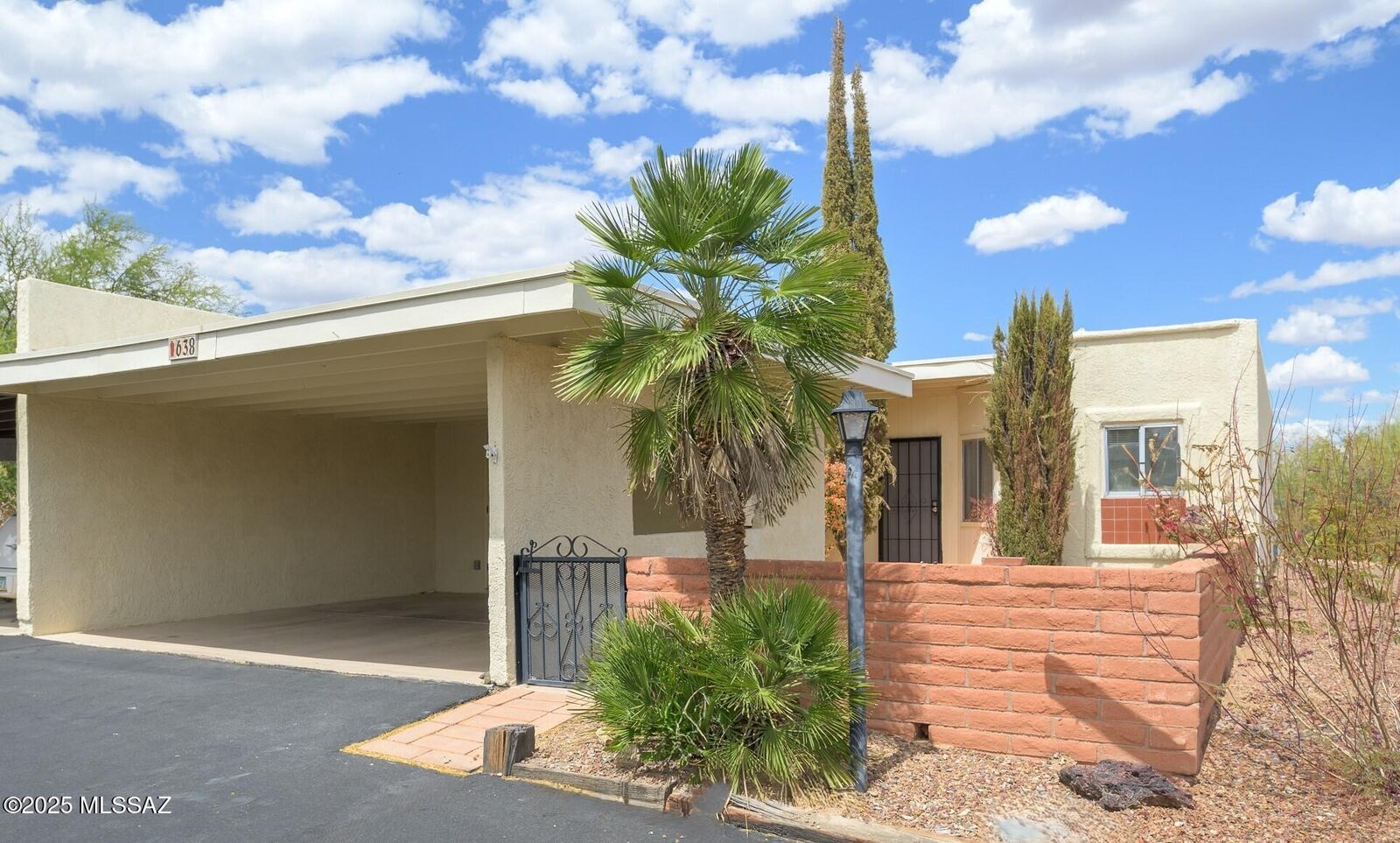 Property Photo: 638 W Rio San Pedro AZ 85614