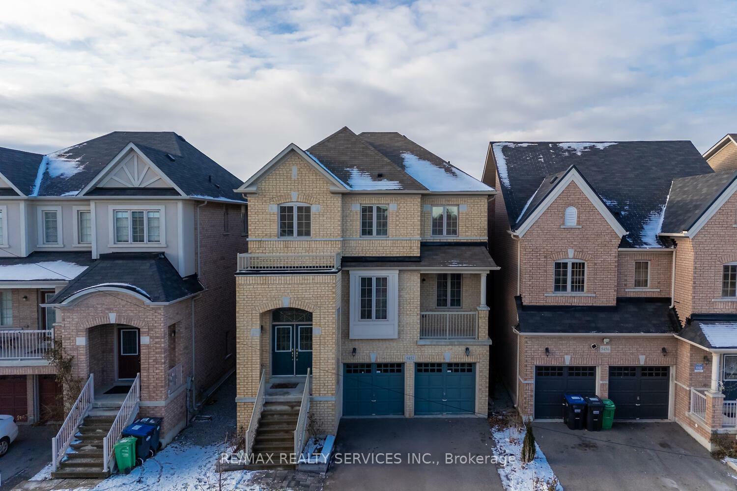 Property Photo: 5452 Meadowcrest Avenue ON L5M 0N1
