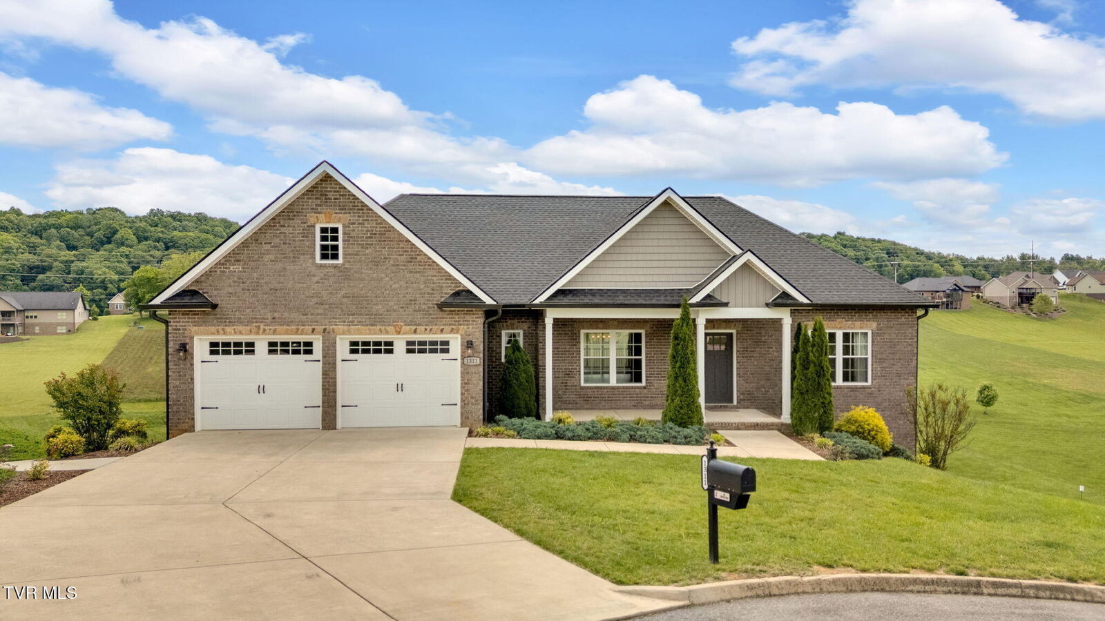 Property Photo: 1311 Little Shadden Way TN 37615