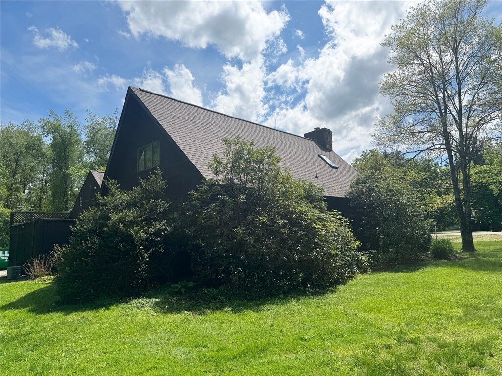 Property Photo: 123 Wiggins Ln PA 15401