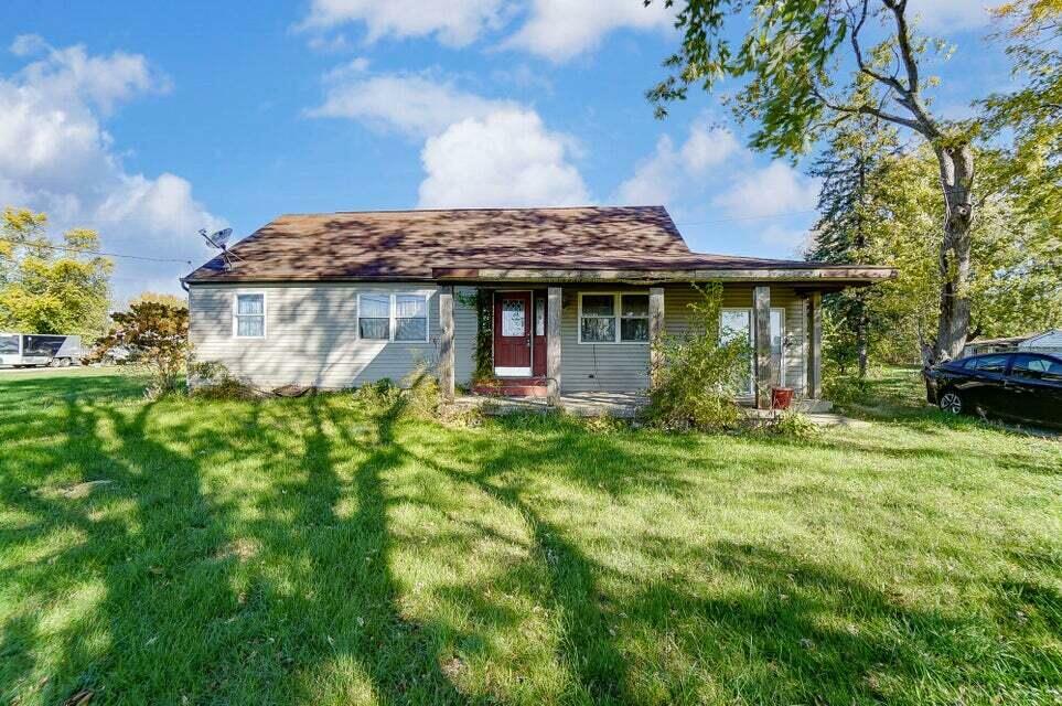 Property Photo: 1292 E Jackson Road OH 45502