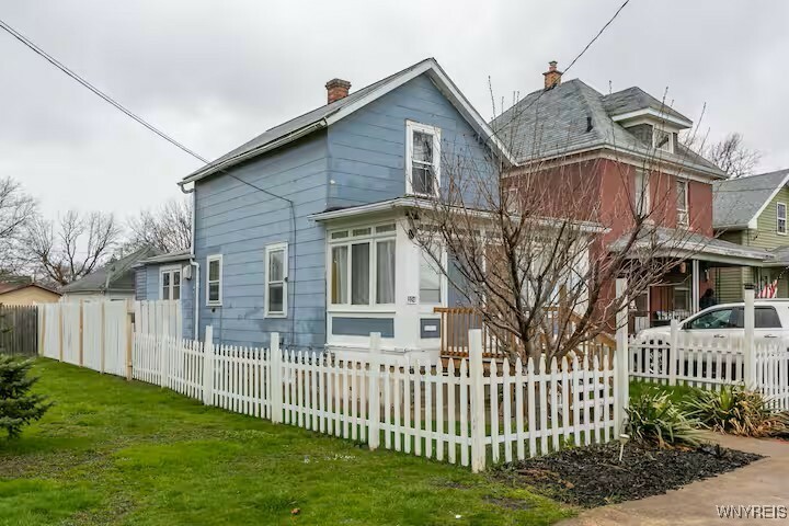 Property Photo: 324 38th Street NY 14303