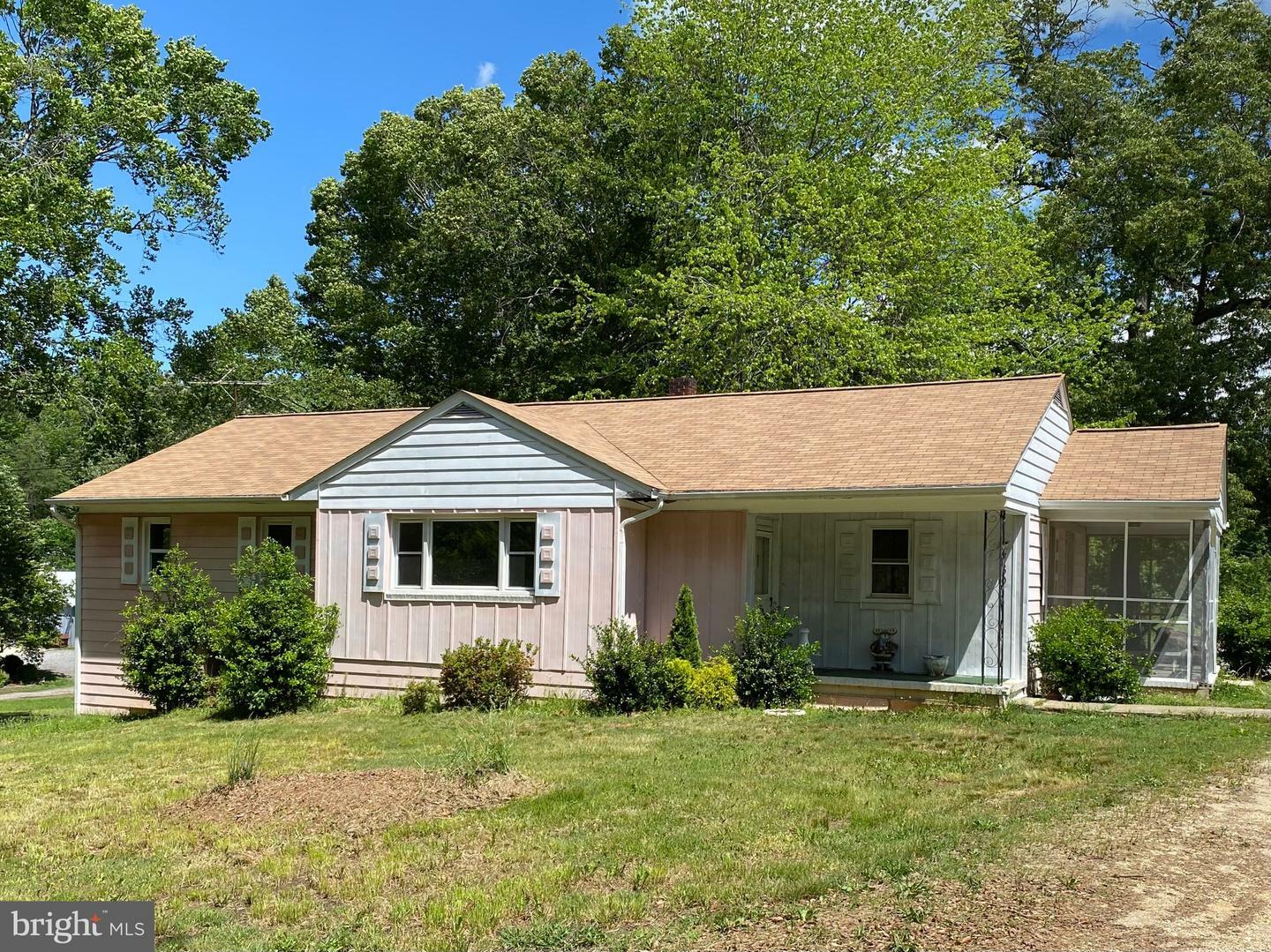 Property Photo: 8690 Fairground Road MD 20611