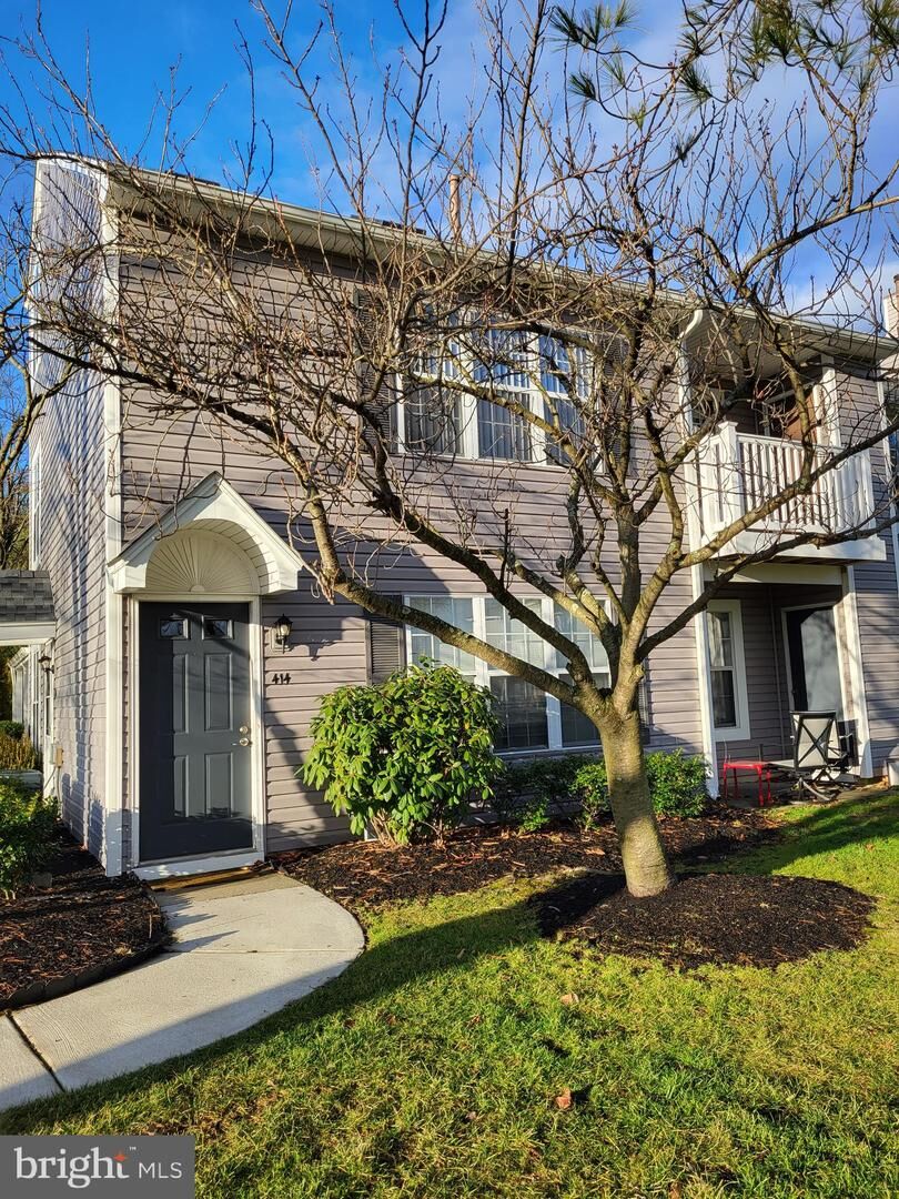 Property Photo: 414 Paddock Court NJ 08080