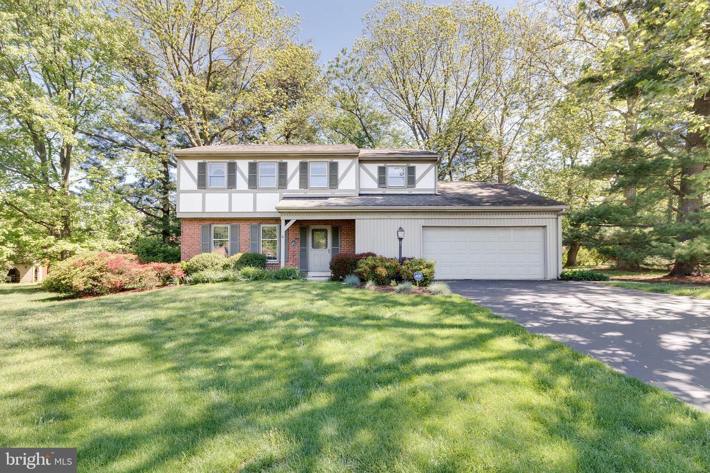 730 Sunview Circle  Landisville PA 17538 photo