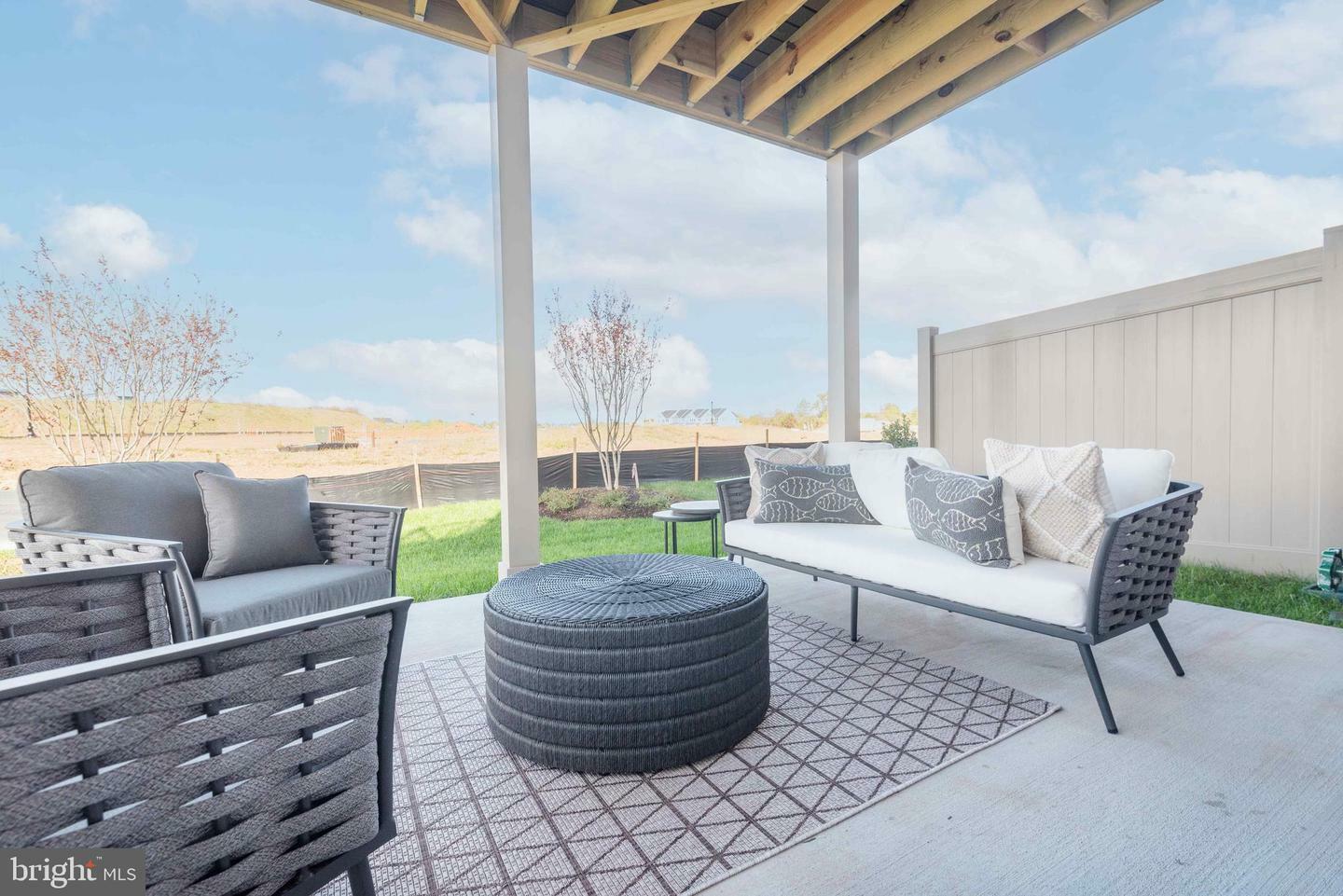 Property Photo: 23675 Hardesty Terrace VA 20148