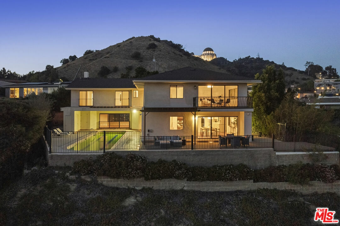 Property Photo: 2267 Winona Blvd CA 90027