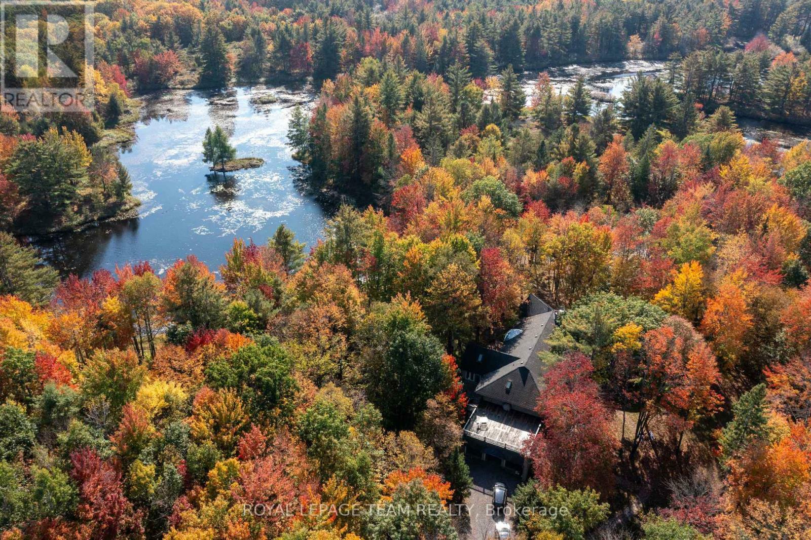 Property Photo: 297 John Aselford Driveway Drive ON K2W 1A8