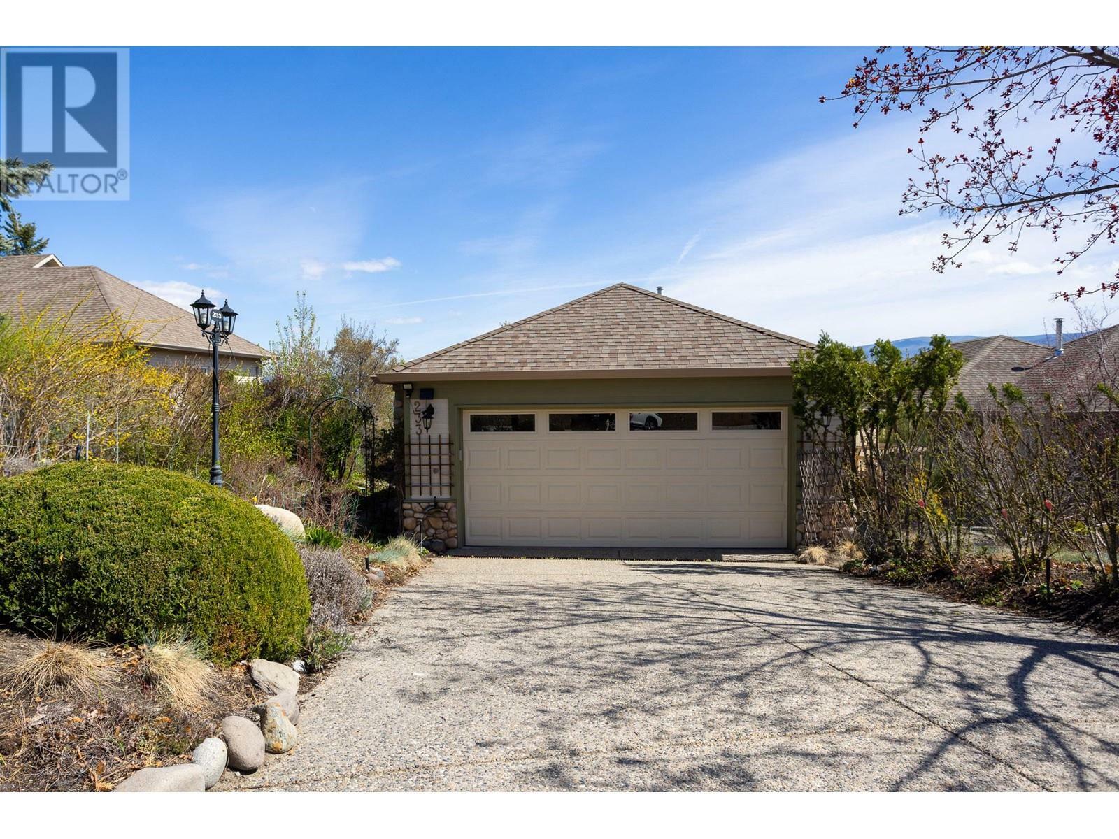 Property Photo: 4074 Gellatly Road 233 BC V4T 2S8