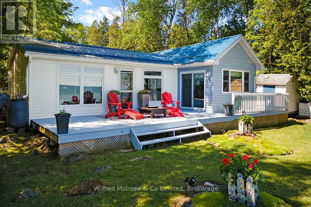 Property Photo: 43 Ah-Sineese Crescent ON N0H 2L0