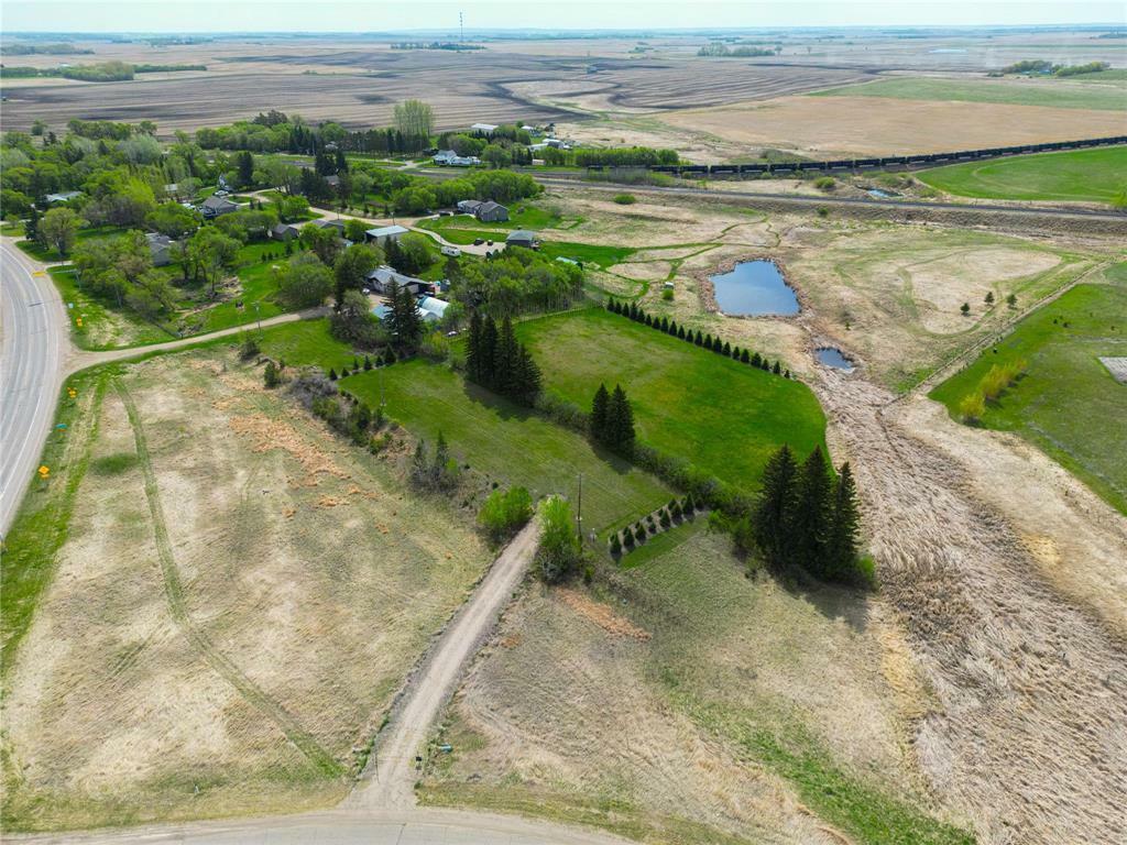 Property Photo:  51774 Lyon Road  MB R7A 5Y2 