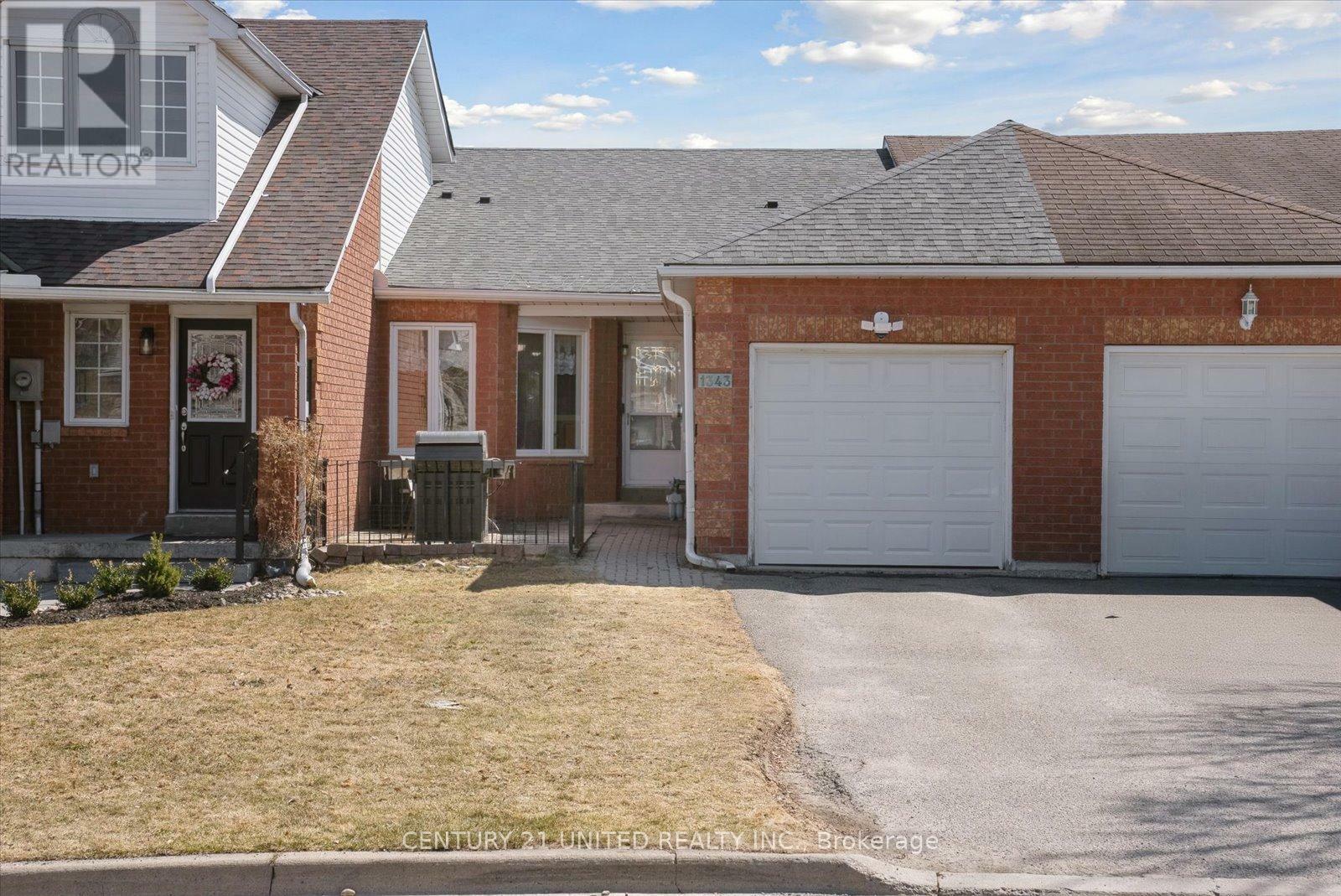 Property Photo: 1343 Eagle Crescent ON K9K 2K7