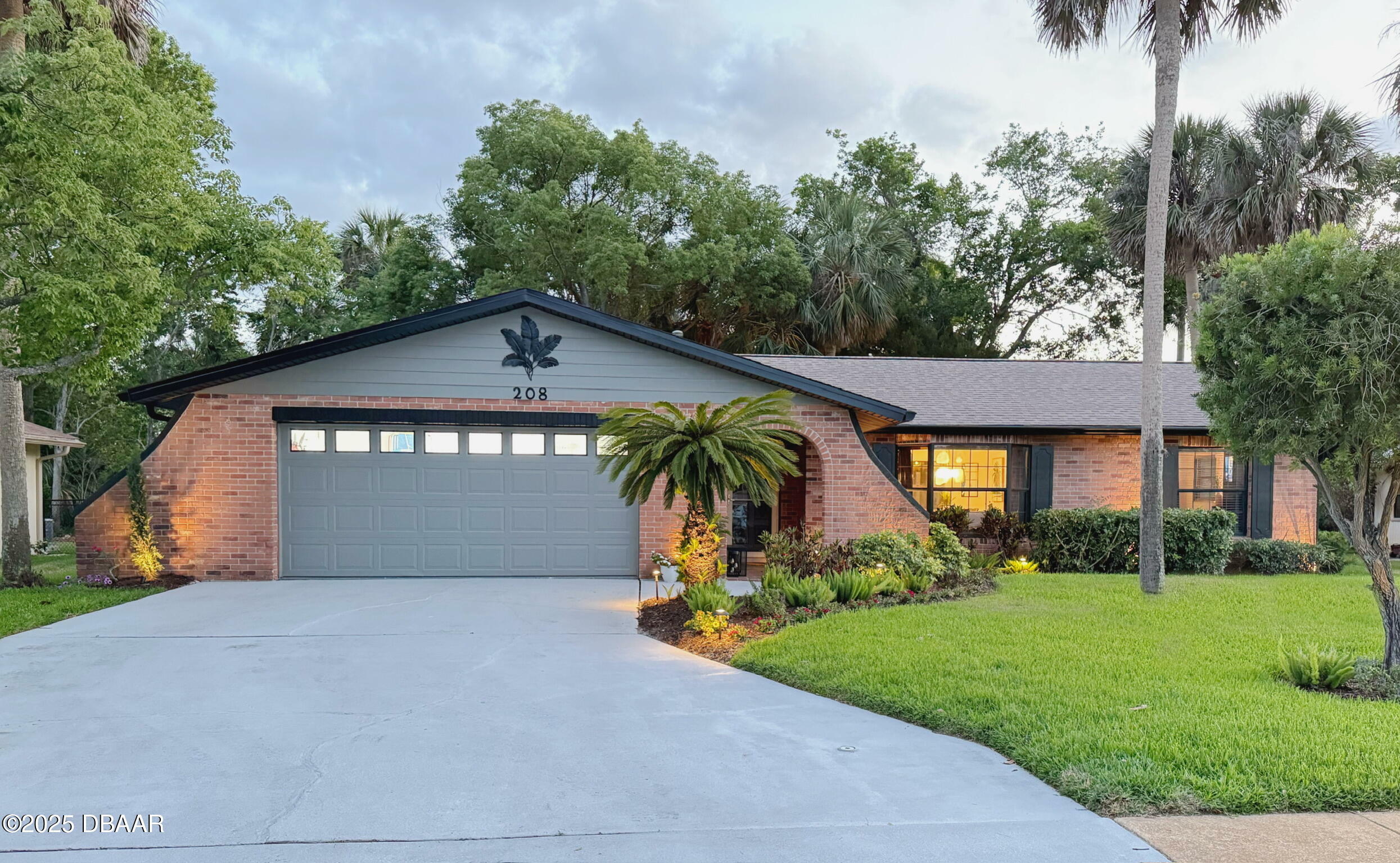 Property Photo: 208 Wellington Drive Drive FL 32119