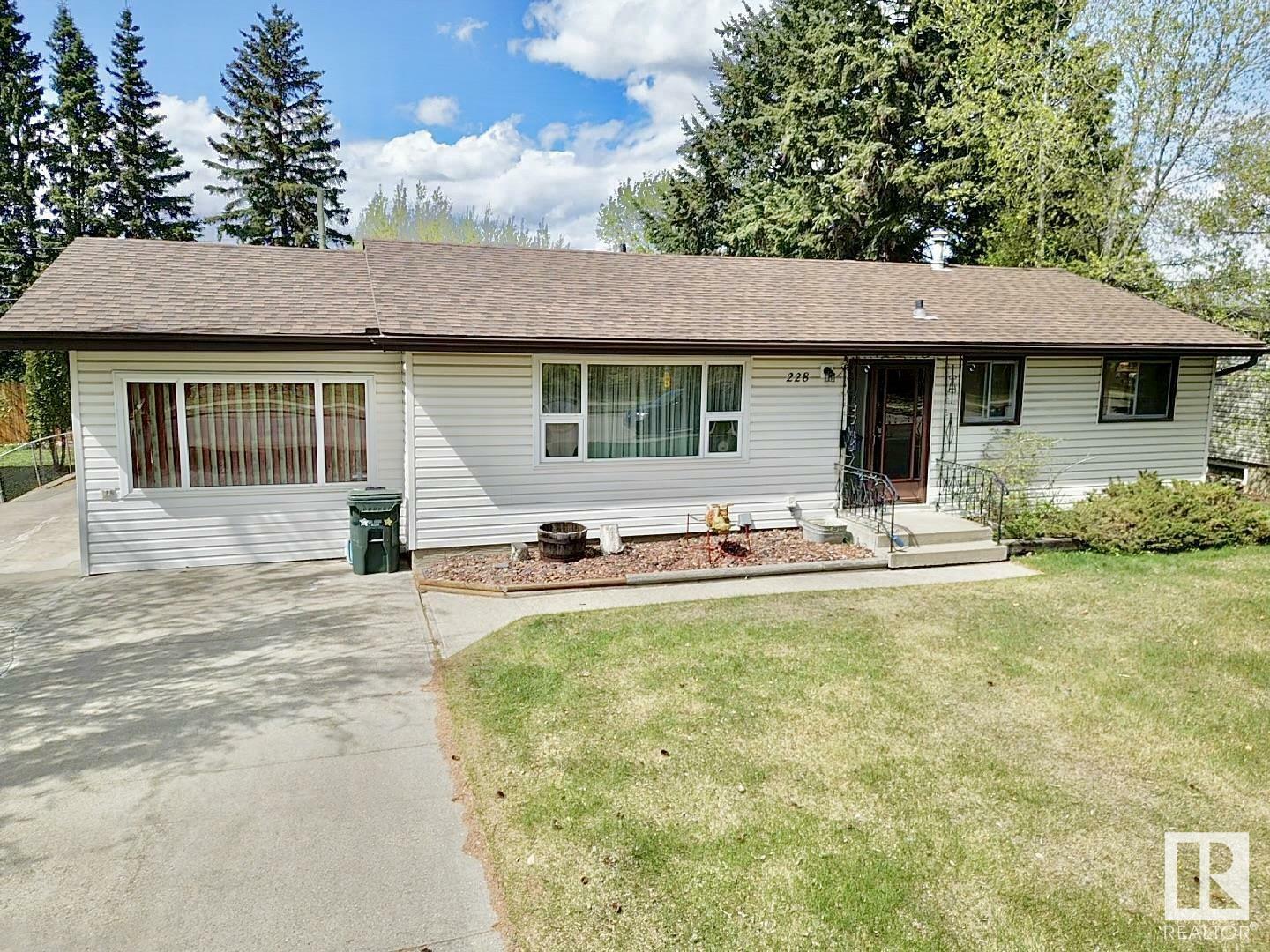 228 Fir Street  Sherwood Park AB T8A 2A8 photo