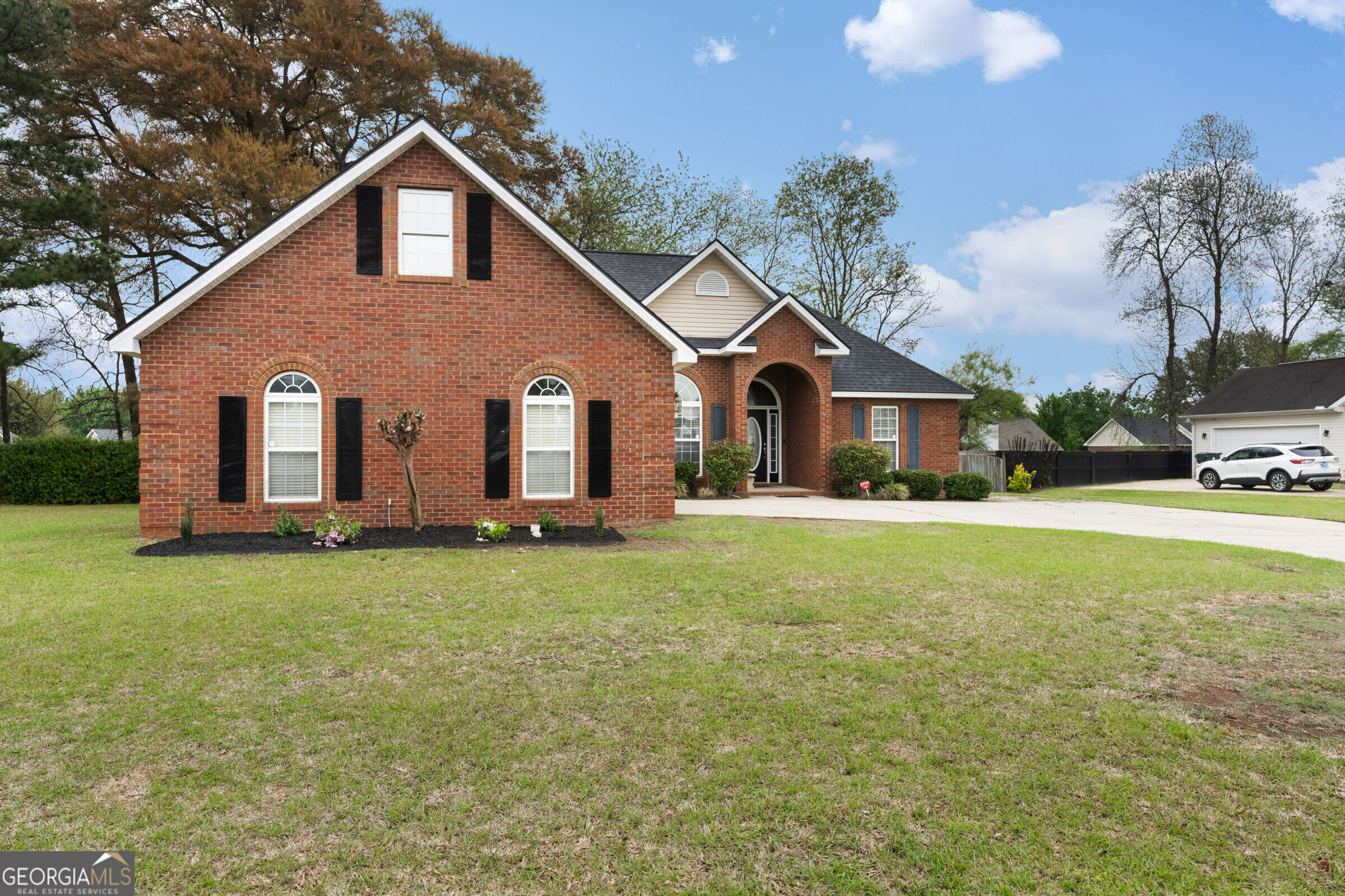 Property Photo:  900 Bay Laurel Circle  GA 31088 