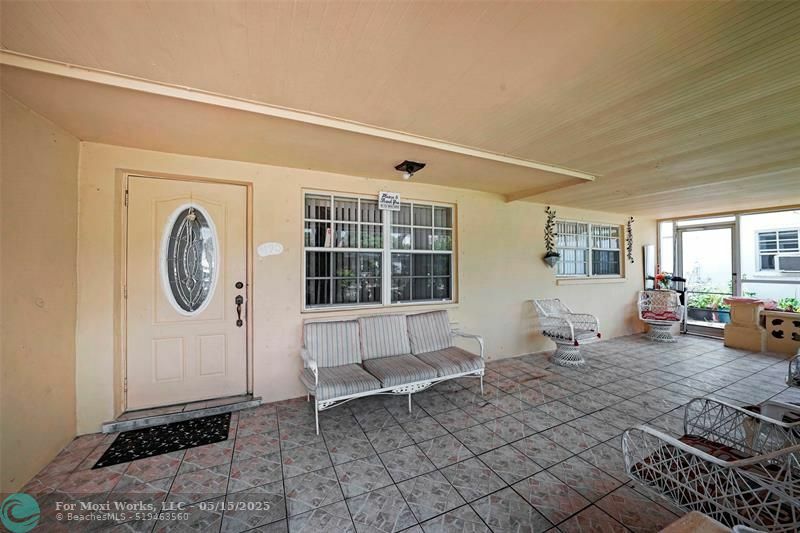 Property Photo: 4190 NW 52nd Ave FL 33319