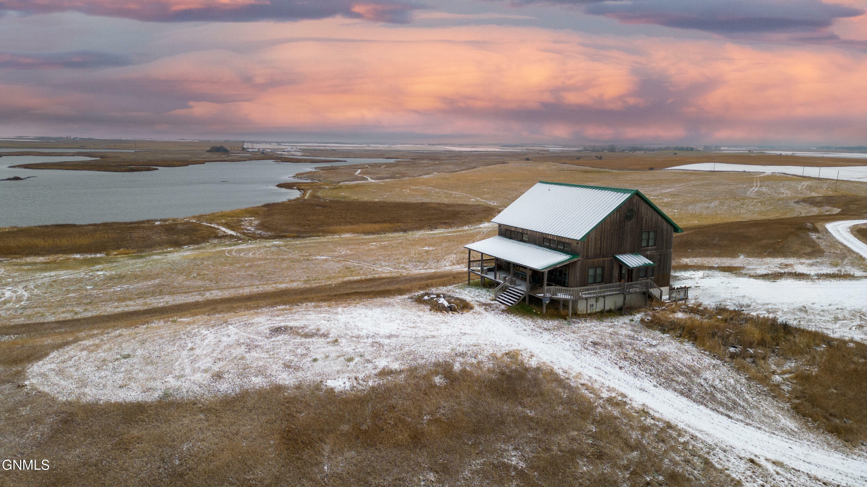 Property Photo: 6812 89th Street SE ND 58456