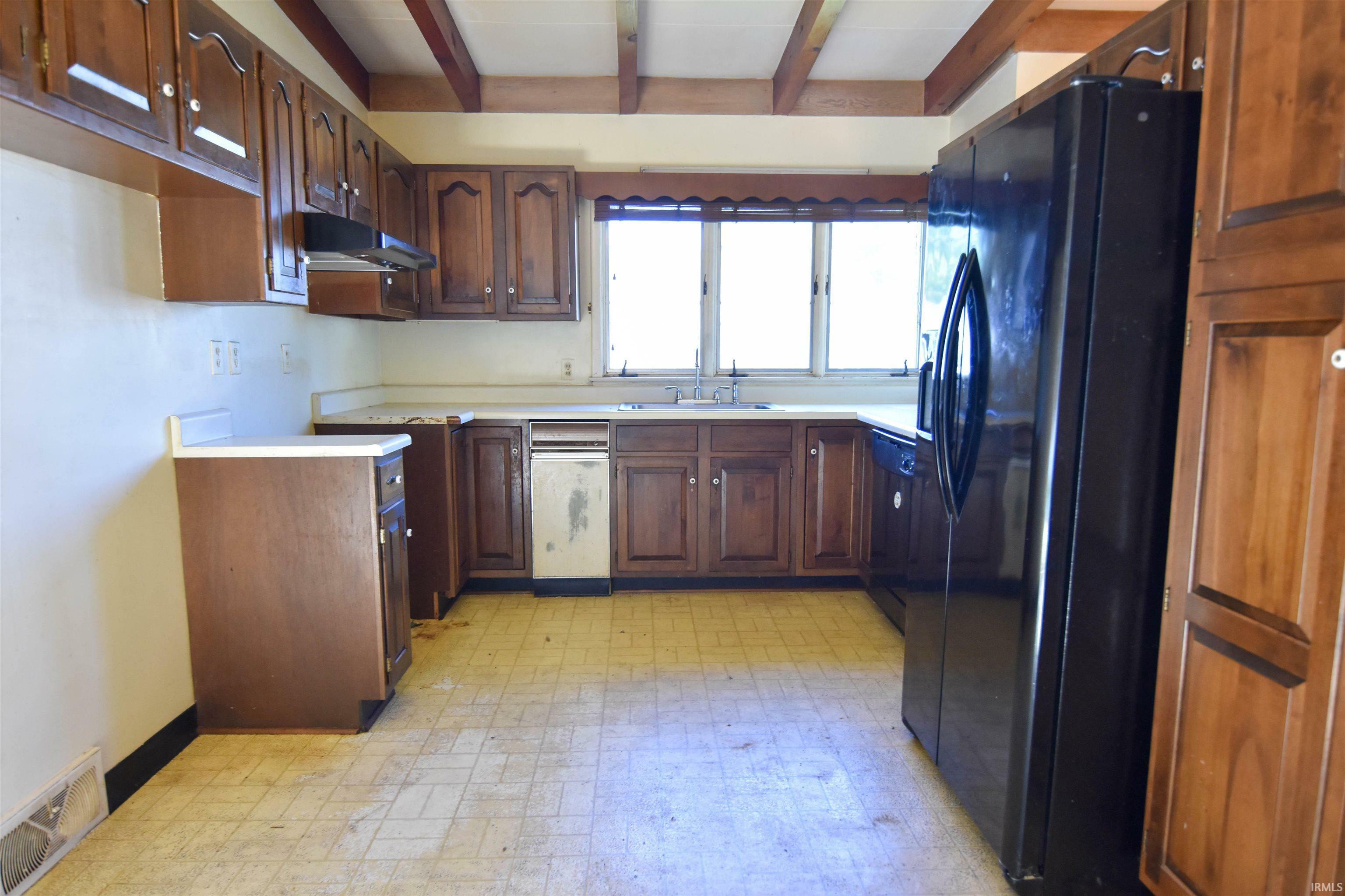 Property Photo: 2213 Bayard Park Drive IN 47714