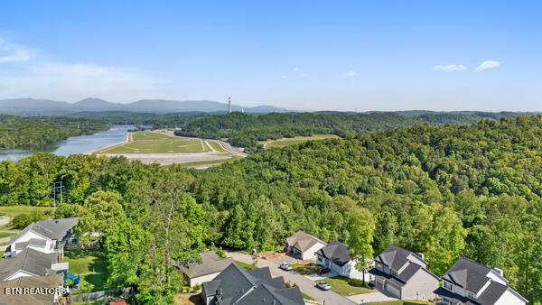 Property Photo: 3966 Mountain Vista Rd TN 37931