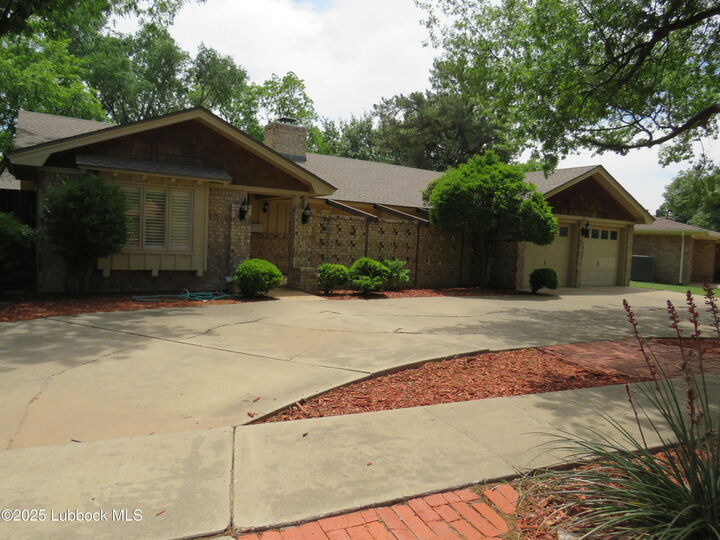 Property Photo:  6805 Norfolk Avenue  TX 79413 