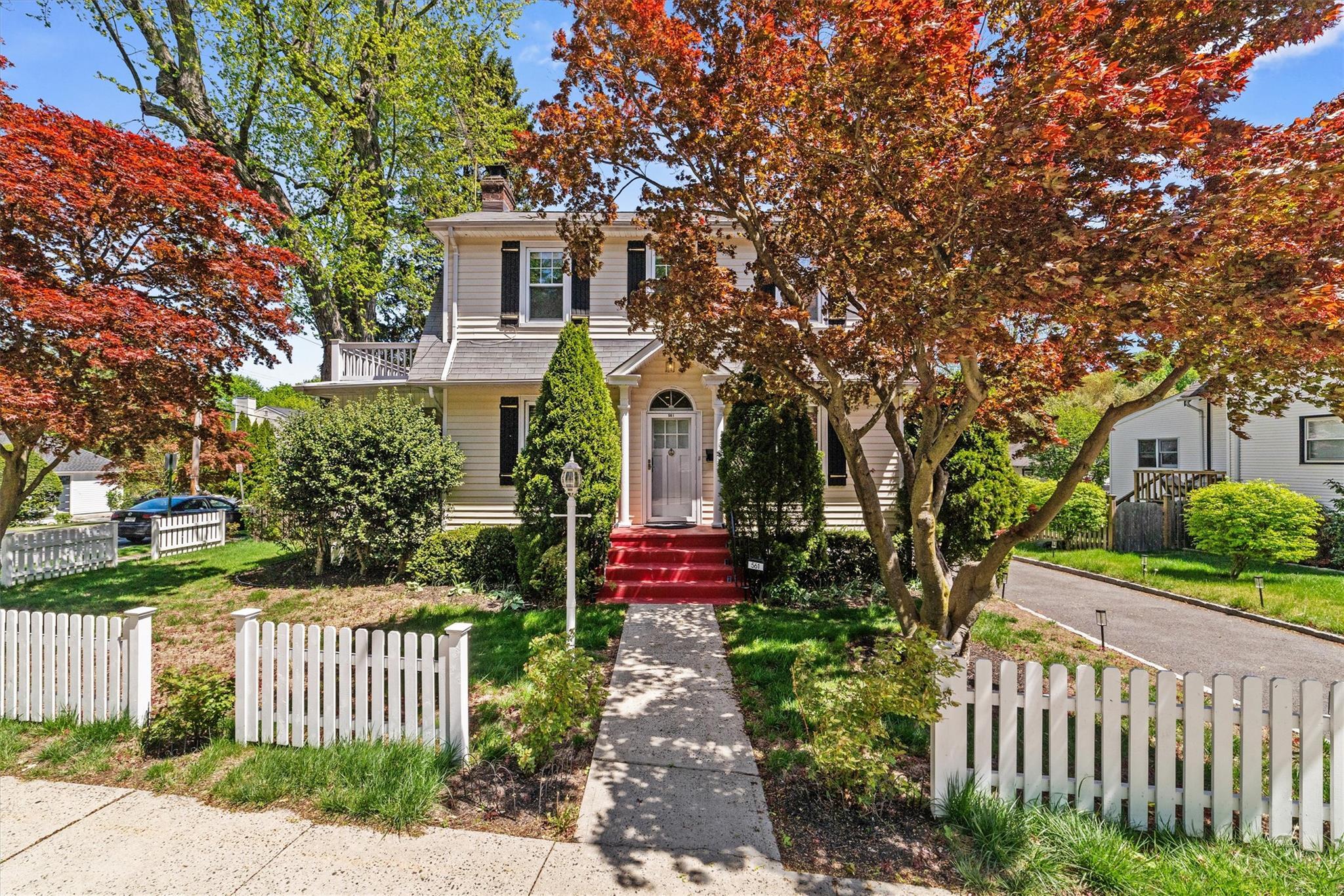 Property Photo: 561 Ashford Avenue NY 10502
