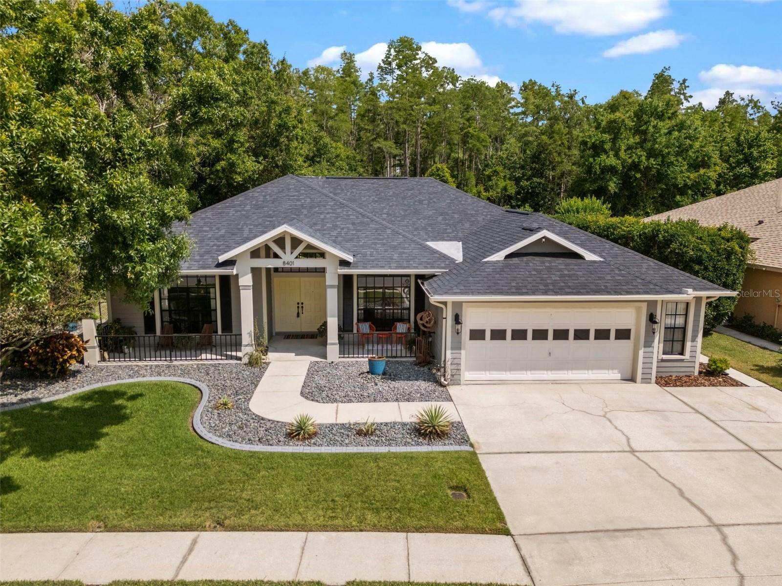 Property Photo: 8401 Ashford Place FL 34655