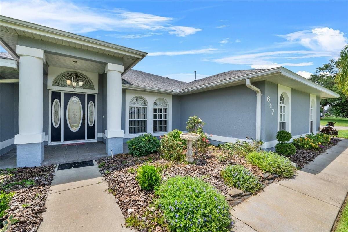 Property Photo: 647 Hart Lake Drive FL 33884