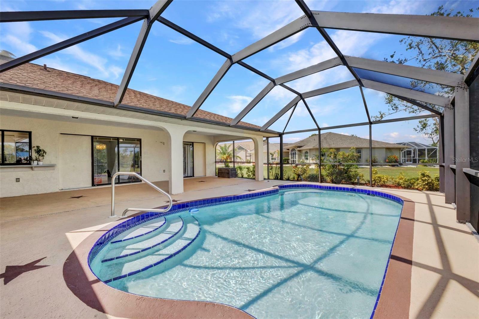 Property Photo: 280 Fortaleza Street FL 33983