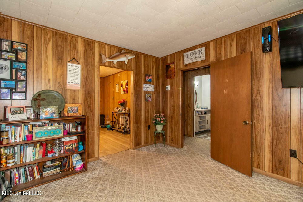 Property Photo:  1060 Ed Faye Road  MS 39571 