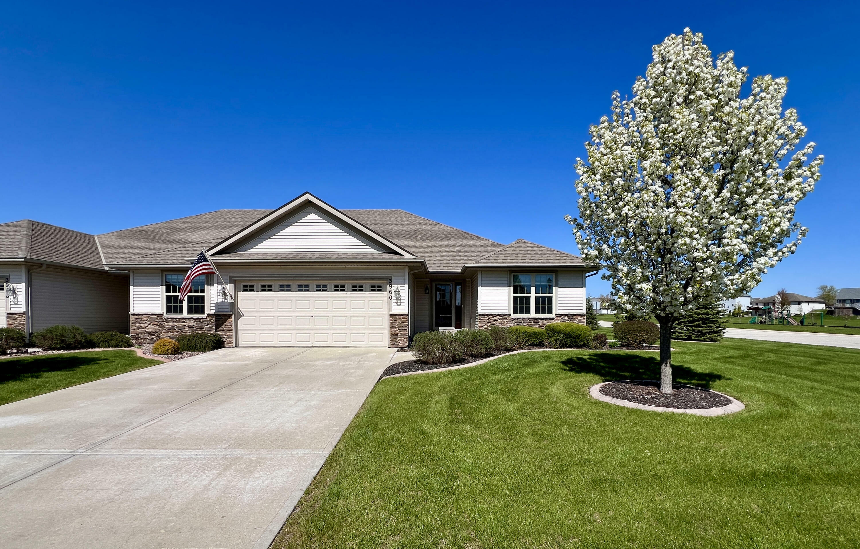 3960 Scenic Way 4  Caledonia WI 53126 photo