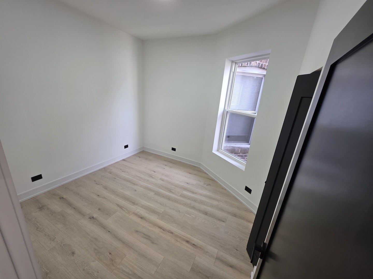 Property Photo: 6430 S Eberhart Avenue IL 60637