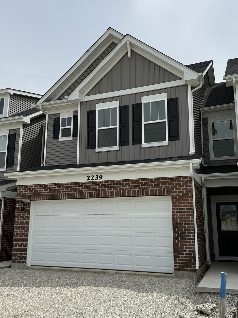 Property Photo: 2239 Horseshoe Circle 09604 IL 60564
