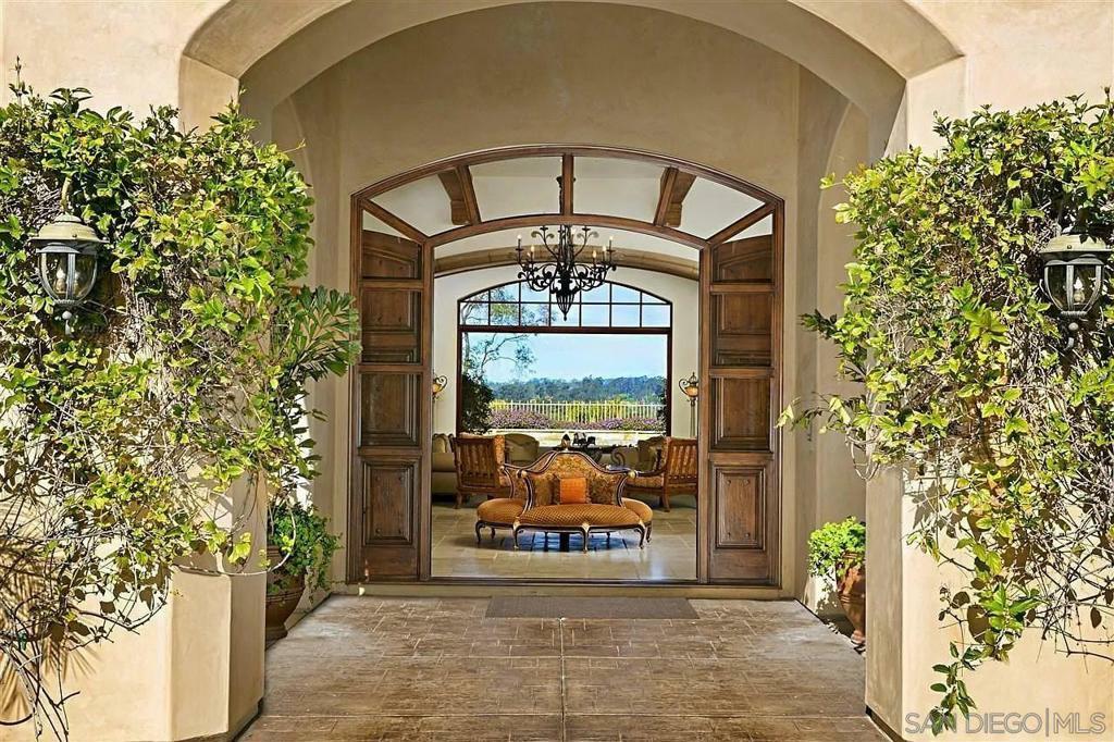 4690 Rancho Del Mar Tri  San Diego CA 92130 photo