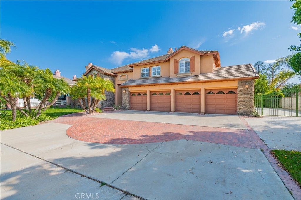 27860 Mount Shasta Way  Yorba Linda CA 92887 photo