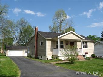 Property Photo: 206 S Elizabeth Street S IL 62264