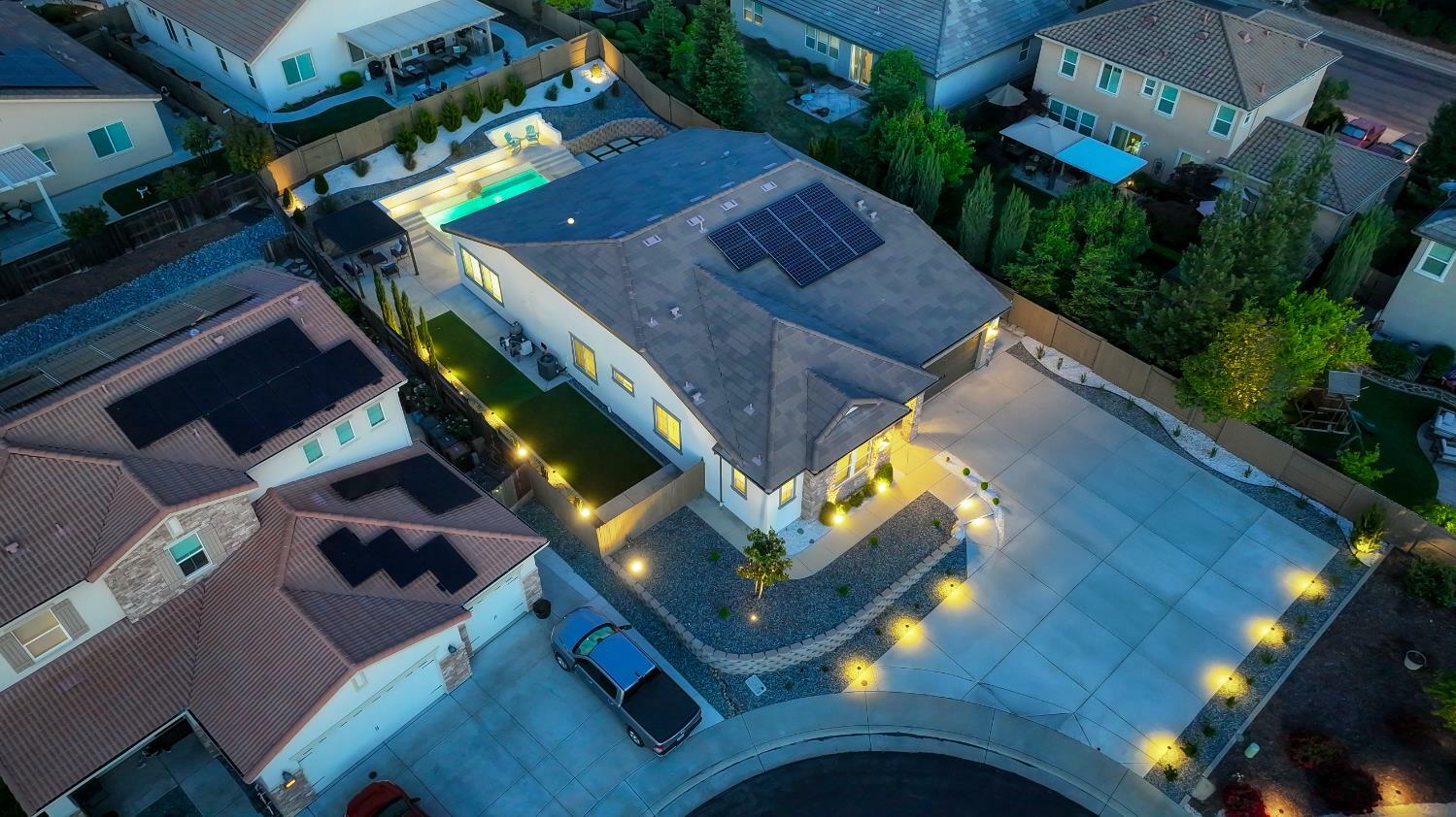 Property Photo: 2895 Poppintree Court CA 95648