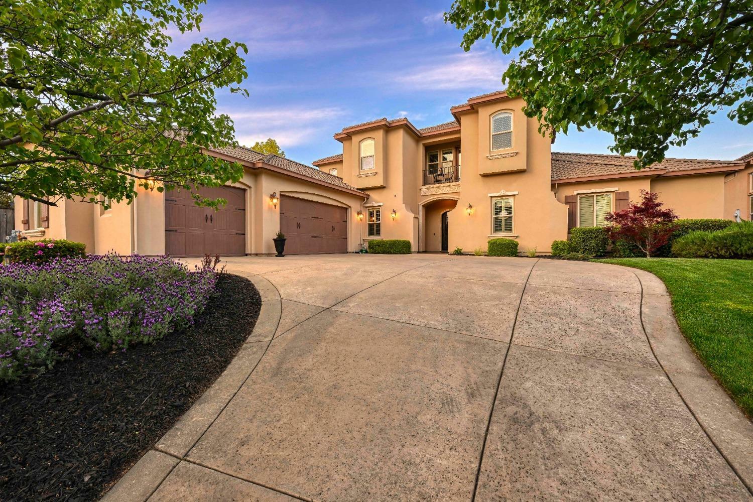 Property Photo: 109 Roberts Place CA 95661